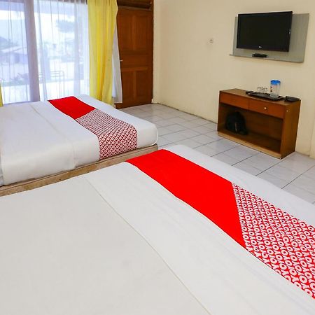 Capital O 93349 Hotel Gondangdia ボゴール エクステリア 写真