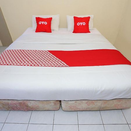 Capital O 93349 Hotel Gondangdia ボゴール エクステリア 写真