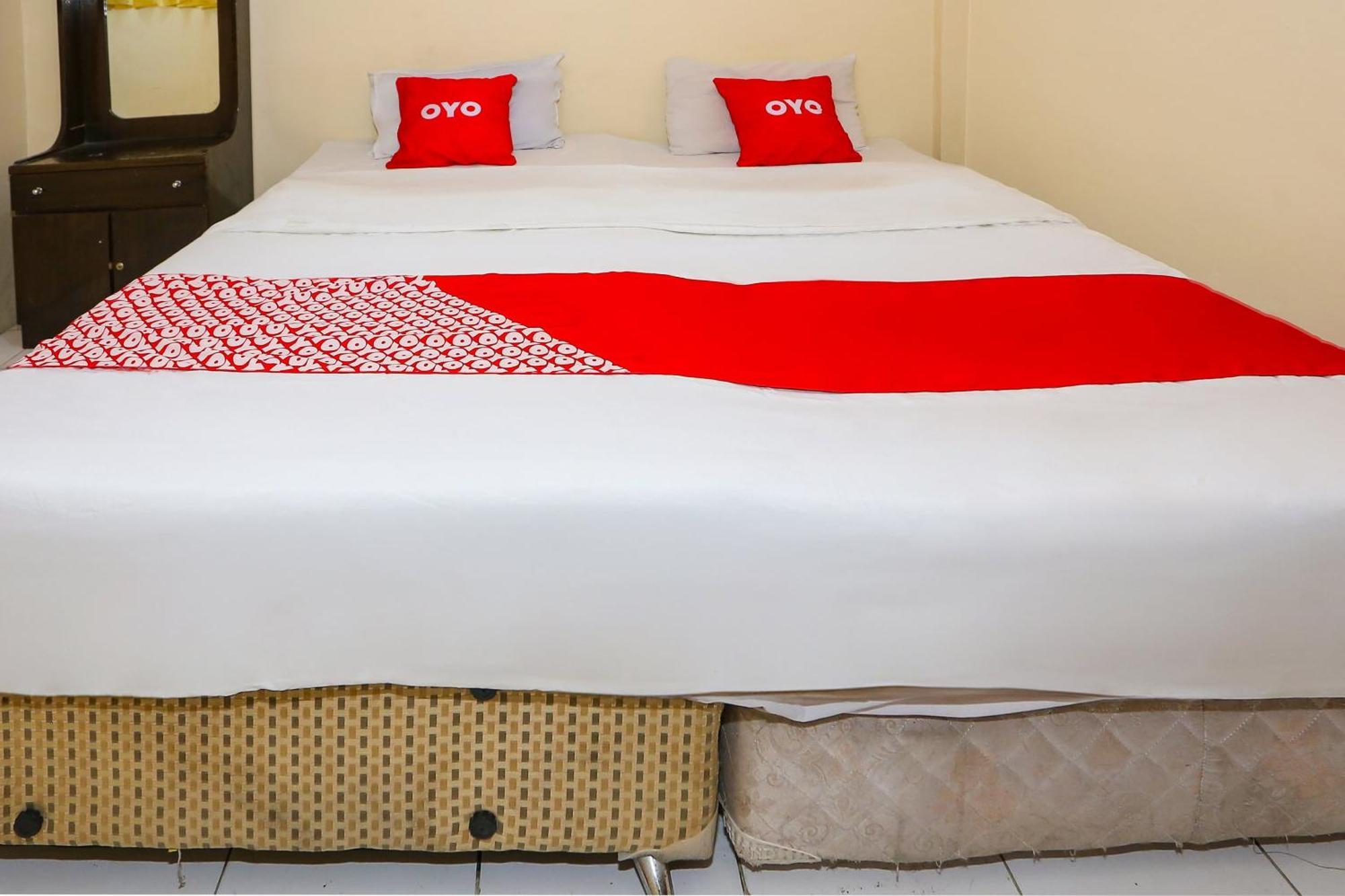 Capital O 93349 Hotel Gondangdia ボゴール エクステリア 写真
